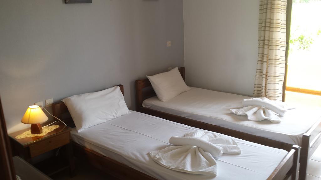 Rooms Leonidas Kíssamos Exterior foto