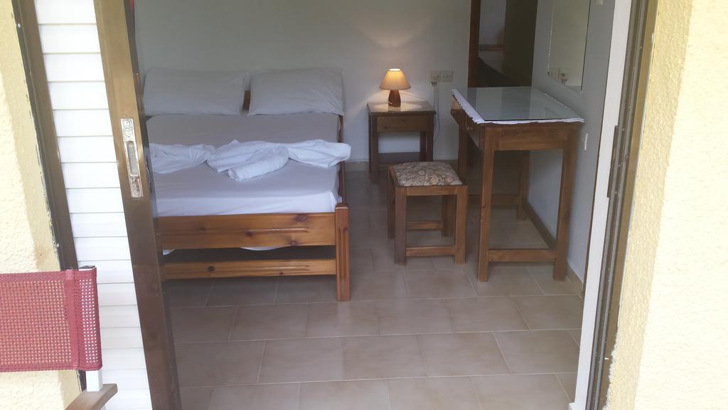 Rooms Leonidas Kíssamos Exterior foto
