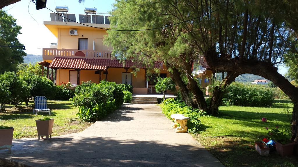 Rooms Leonidas Kíssamos Exterior foto